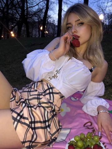 Илона Пышная Красотка фото 3